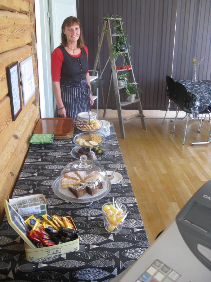 Bed and Breakfast Lugnet I Oslaettfors Евле Экстерьер фото